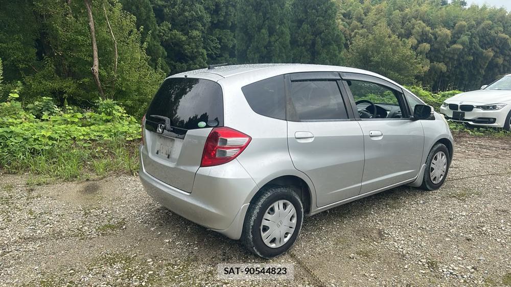 Honda FIT 2010/03 8754007-4