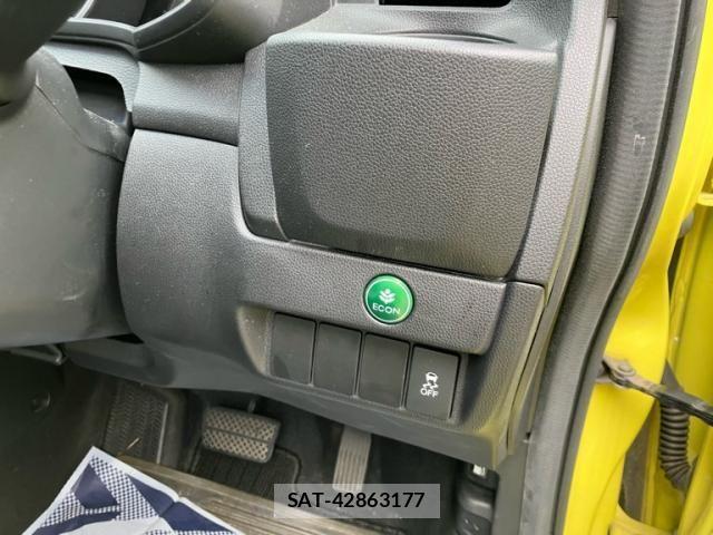 Honda FIT 2014-02 8848995-15