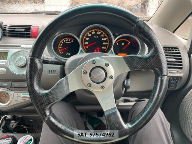 Honda FIT 2005-07 8848997-10