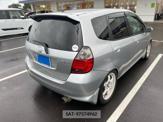Honda FIT 2005-07 8848997-3