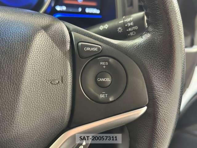 Honda FIT 2013-10 8870992-12