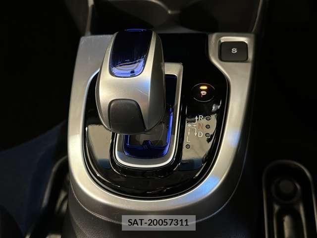 Honda FIT 2013-10 8870992-23
