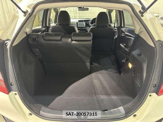Honda FIT 2013-10 8870992-27