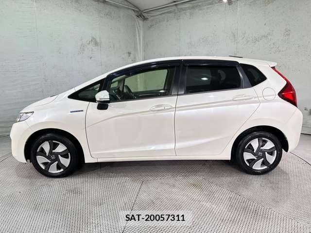 Honda FIT 2013-10 8870992-7