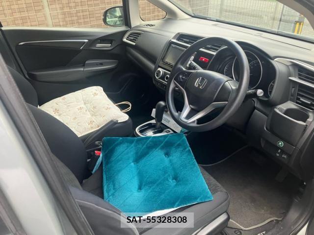 Honda FIT 2013-09 8879740-10