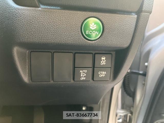 Honda FIT 2016-03 8879743-10
