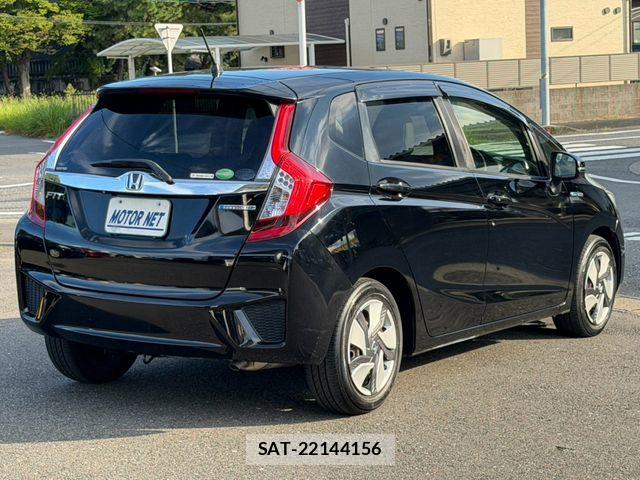 Honda FIT 2014-01 8879738-1