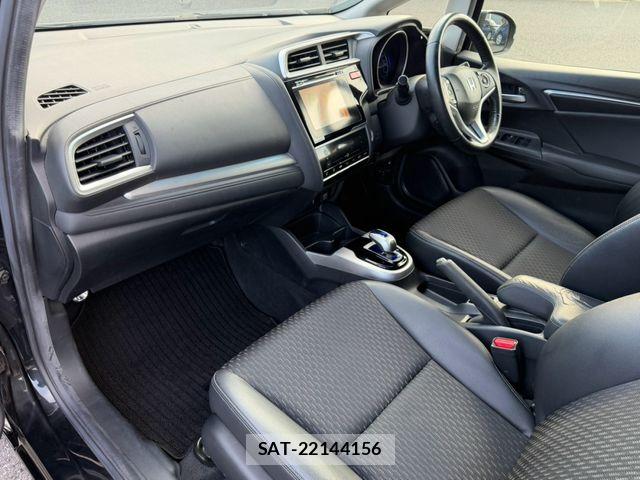 Honda FIT 2014-01 8879738-2
