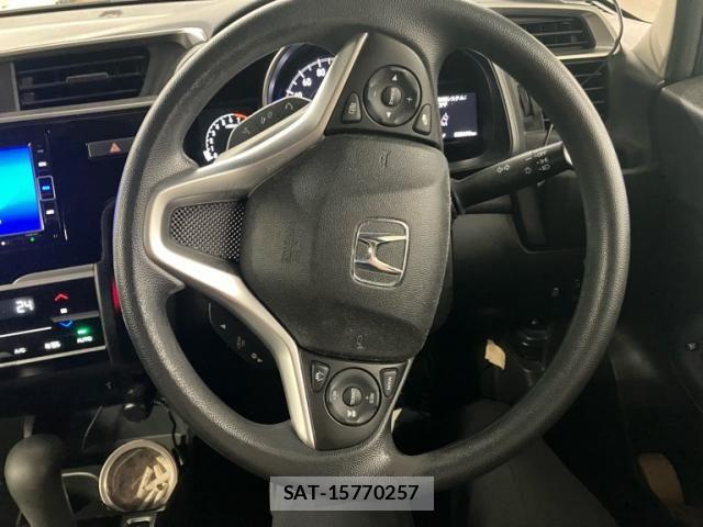 Honda FIT 2019-11 8879737-13