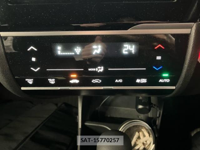 Honda FIT 2019-11 8879737-17