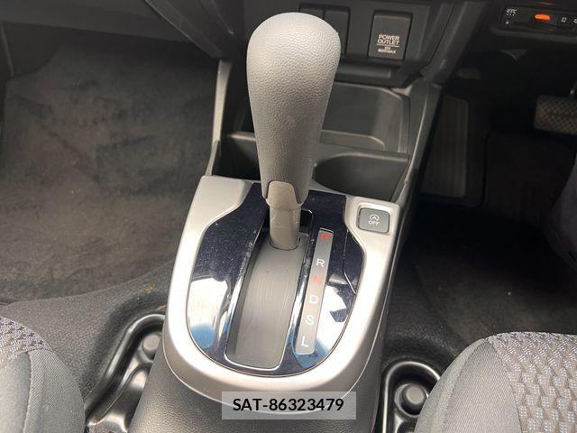 Honda FIT 2017-10 8879735-13
