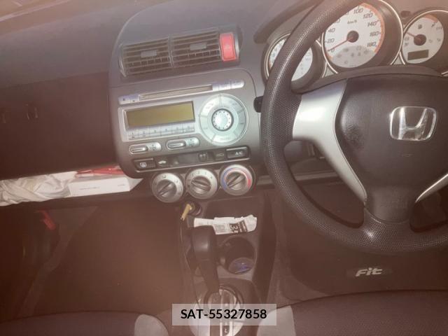 Honda FIT 2005-09 8879748-19