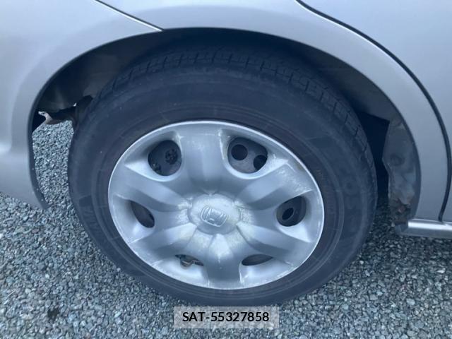 Honda FIT 2005-09 8879748-5
