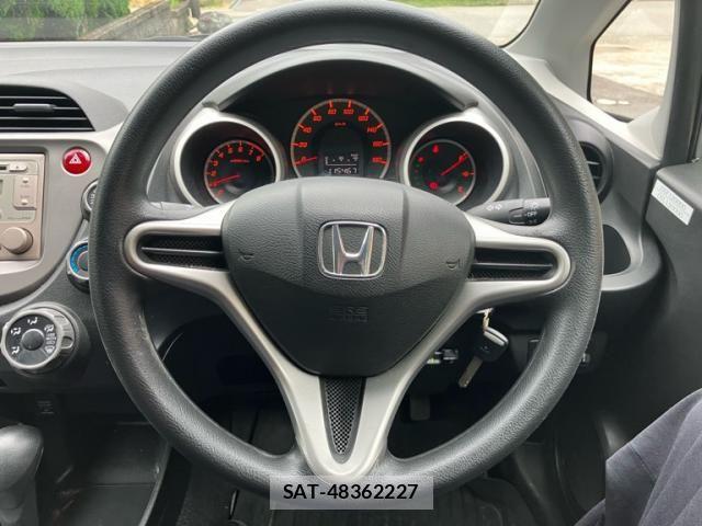 Honda FIT 2007-11 8879746-9