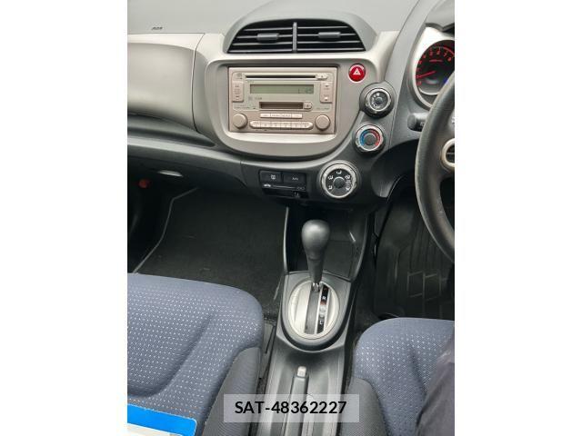 Honda FIT 2007-11 8879746-11