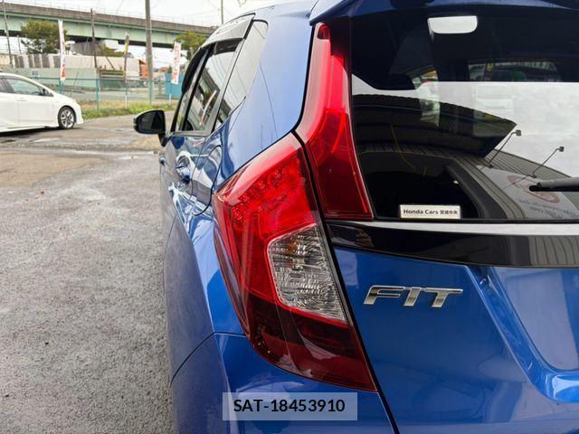 Honda FIT 2014-01 8879741-11