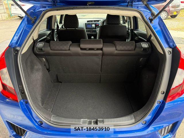 Honda FIT 2014-01 8879741-16