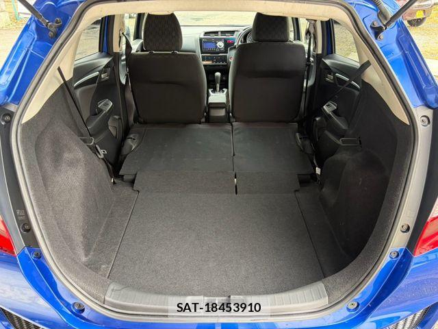 Honda FIT 2014-01 8879741-17