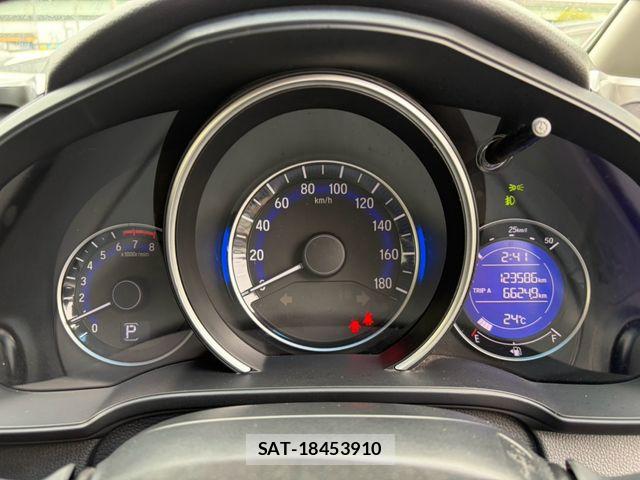 Honda FIT 2014-01 8879741-22