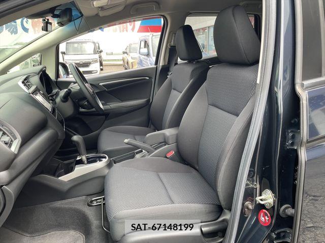 Honda FIT 2017-08 8883613-9