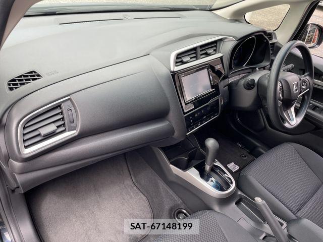 Honda FIT 2017-08 8883613-8