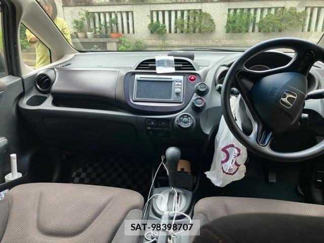 Honda FIT 2012-08 8883616-18