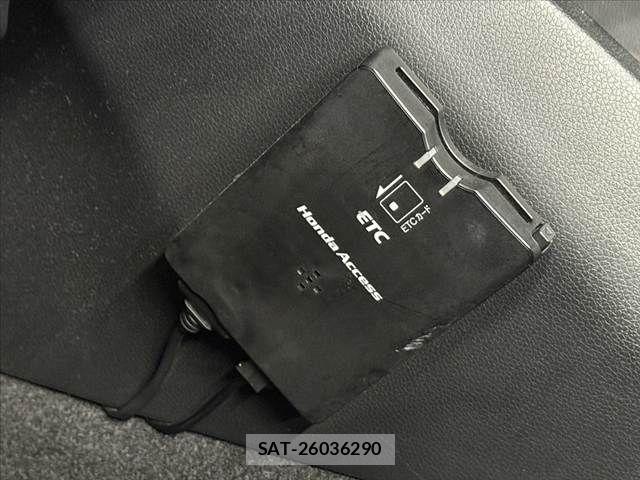 Honda FIT 2015-10 8883614-28