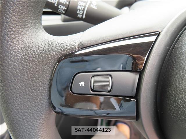 Honda FIT 2025-03 3768543-9