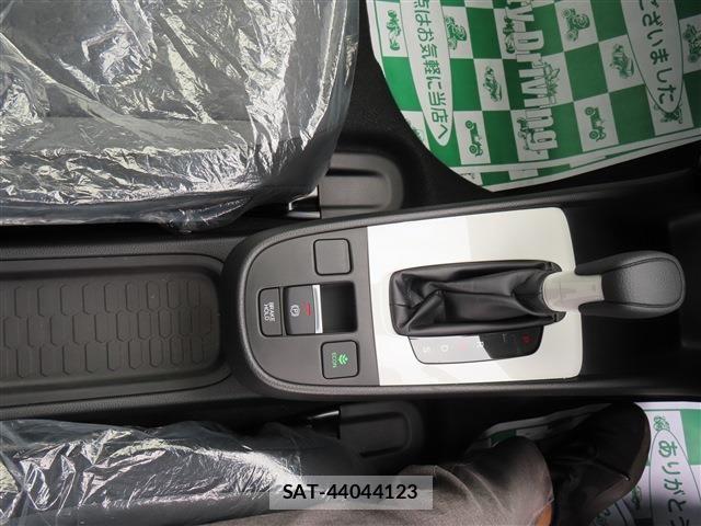 Honda FIT 2025-03 3768543-10