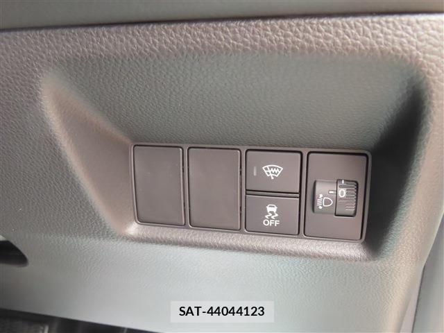 Honda FIT 2025-03 3768543-13
