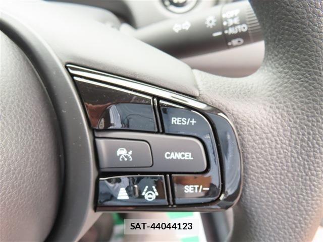 Honda FIT 2025-03 3768543-8