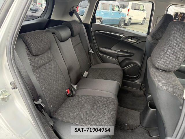 Honda FIT 2014-12 4392396-12