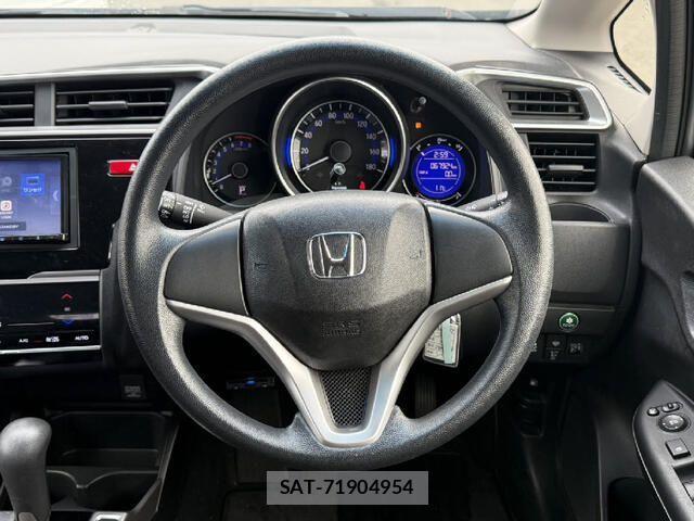 Honda FIT 2014-12 4392396-14