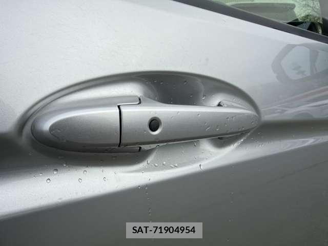 Honda FIT 2014-12 4392396-29