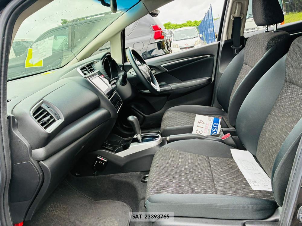 Honda FIT 2016-05 7632865-10