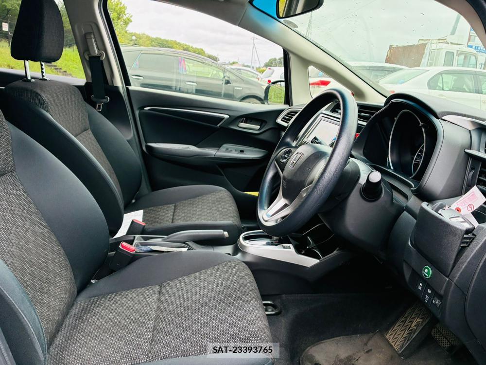 Honda FIT 2016-05 7632865-11