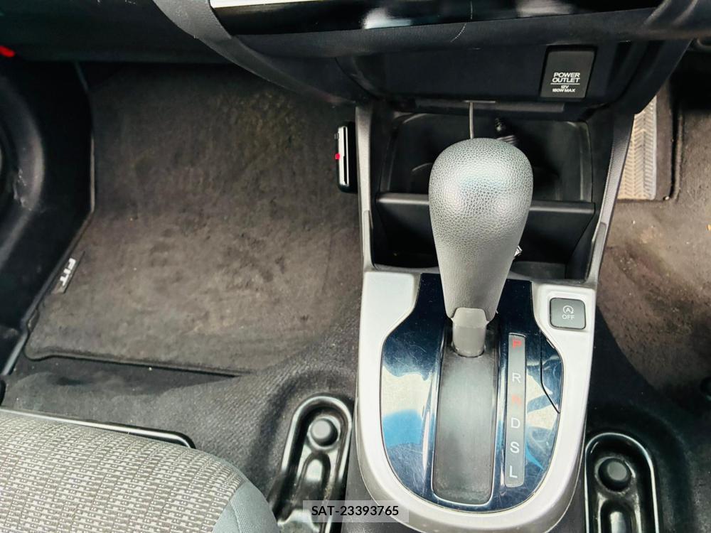 Honda FIT 2016-05 7632865-18