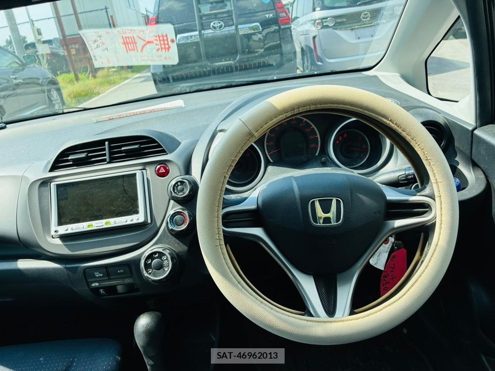 Honda FIT 2009-05 7914567-12