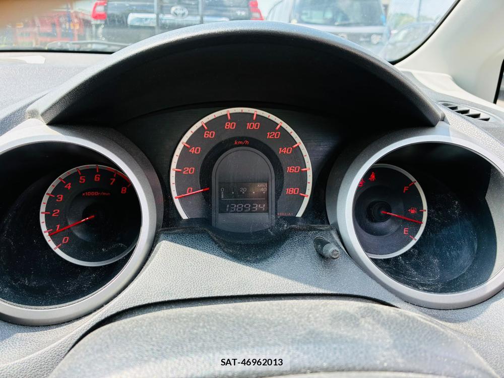 Honda FIT 2009-05 7914567-14