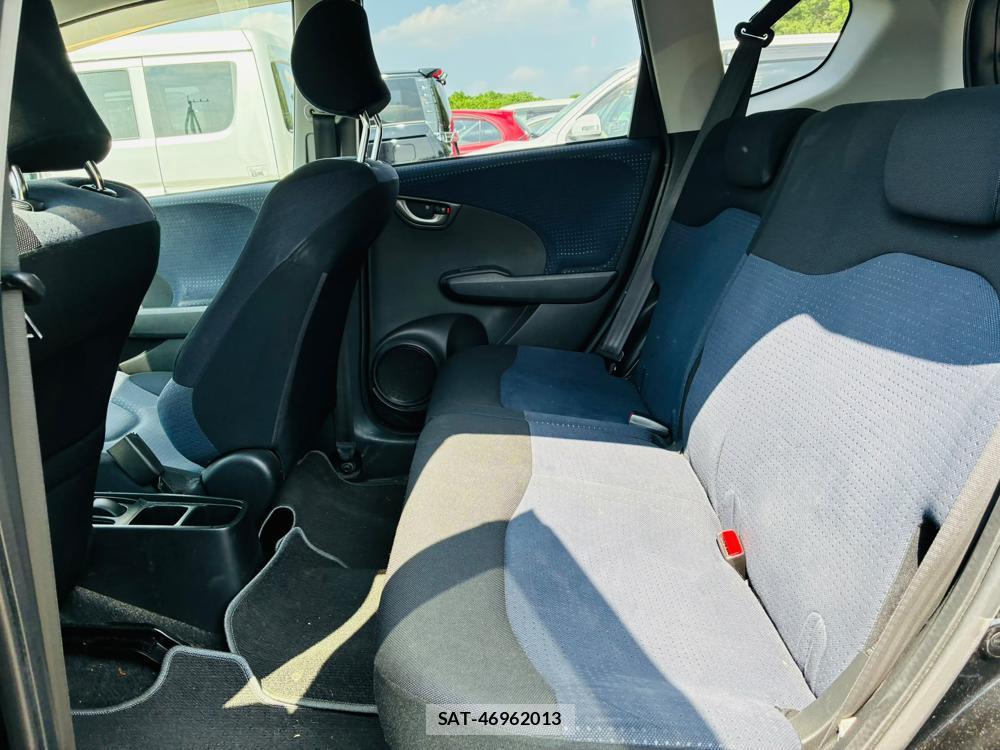 Honda FIT 2009-05 7914567-8