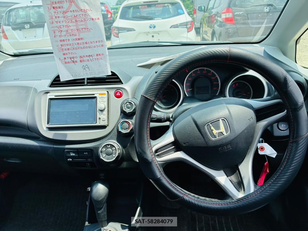 Honda FIT 2010-07 7736066-13