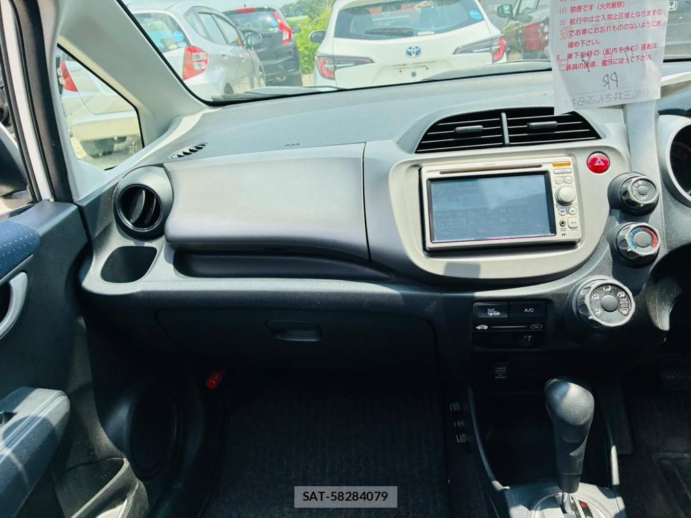Honda FIT 2010-07 7736066-17