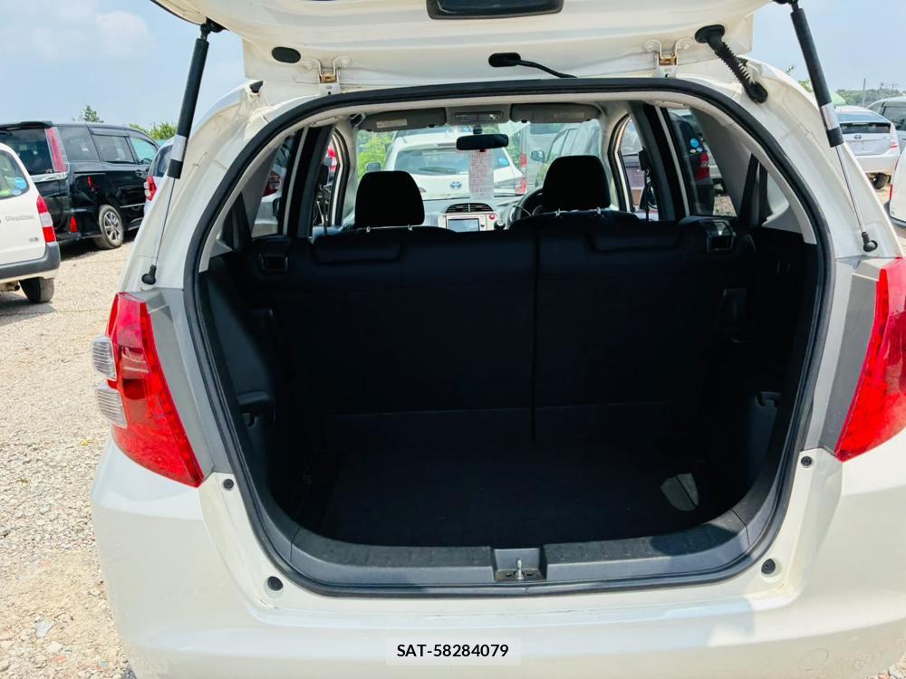 Honda FIT 2010-07 7736066-25