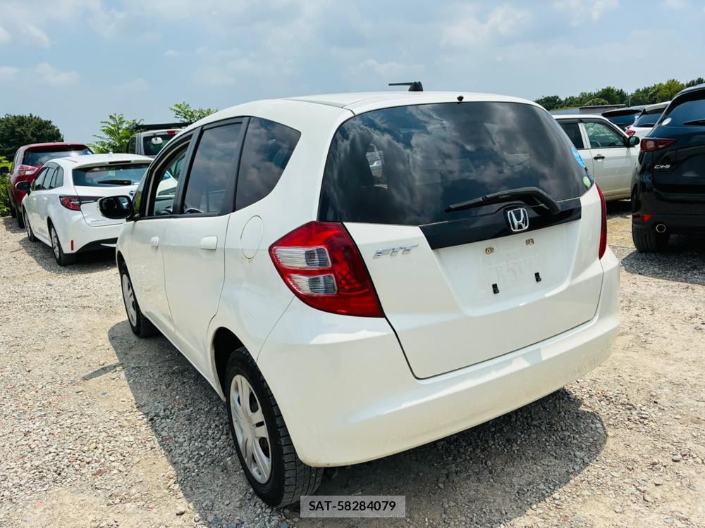 Honda FIT 2010-07 7736066-2