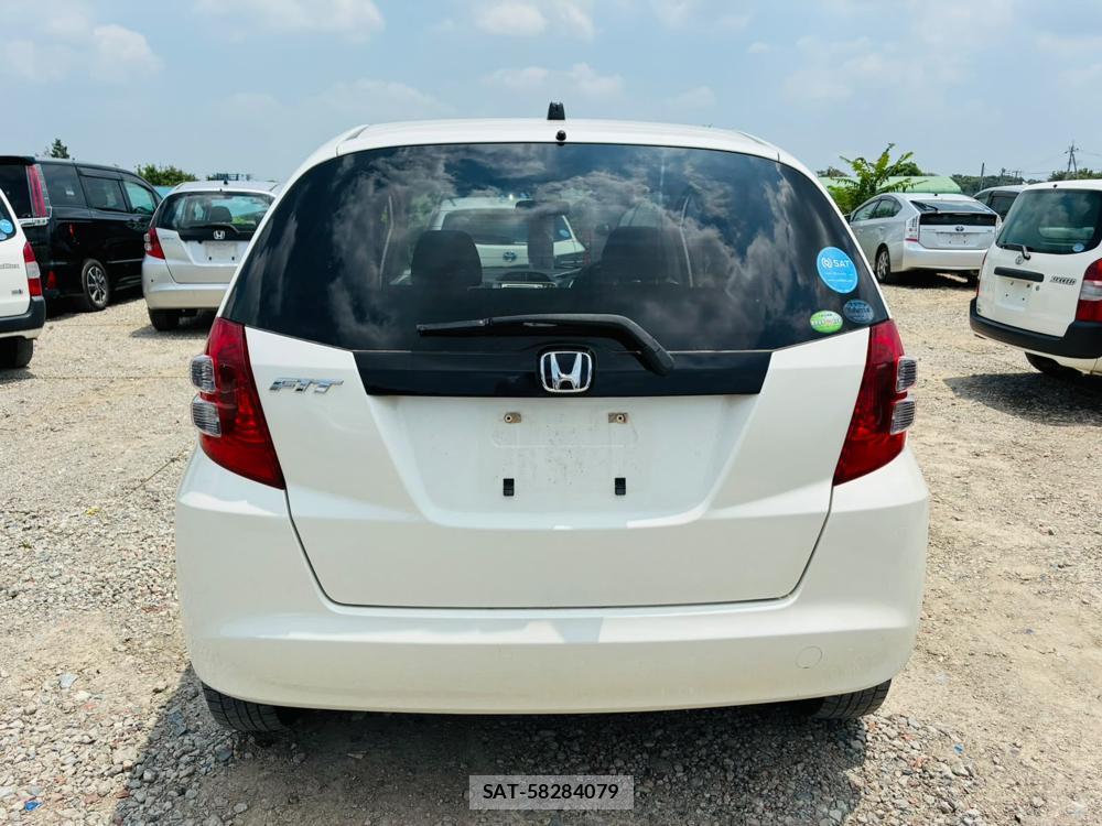 Honda FIT 2010-07 7736066-3
