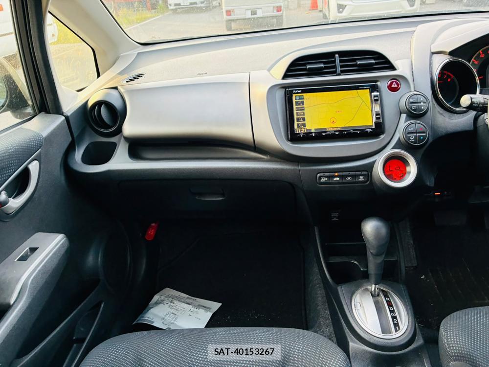 Honda FIT 2013-03 7970692-17