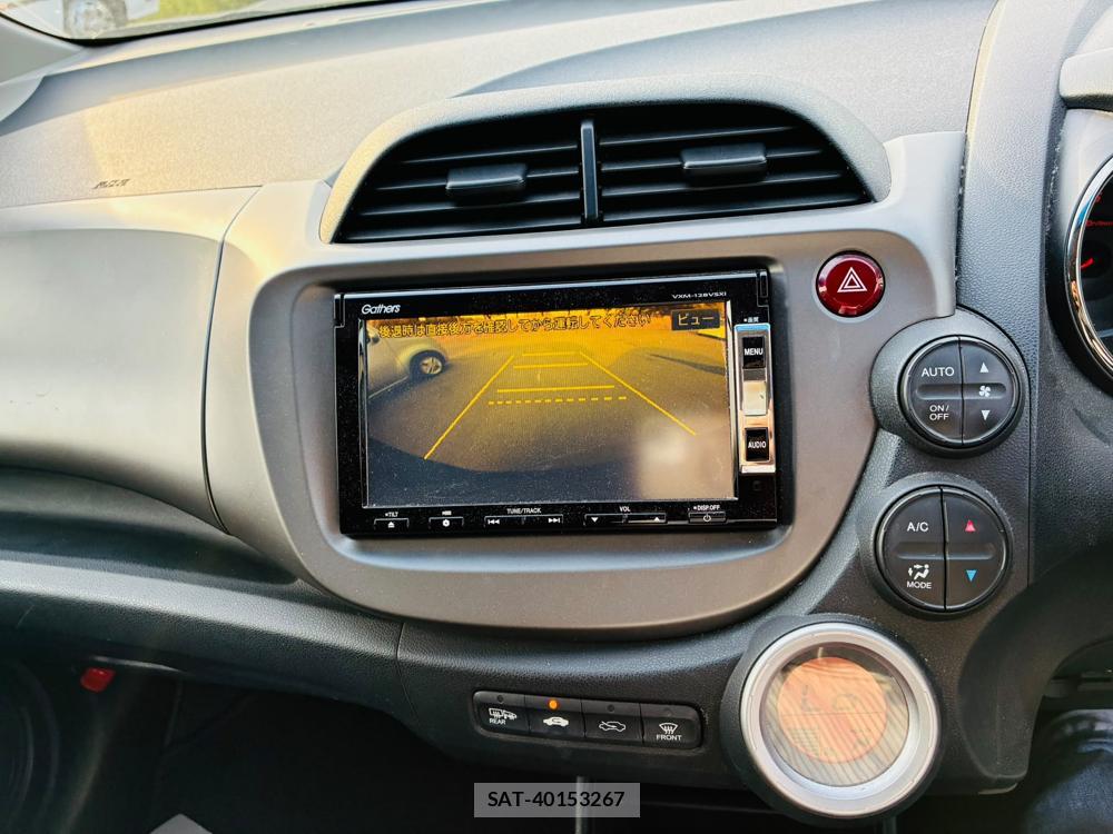 Honda FIT 2013-03 7970692-18