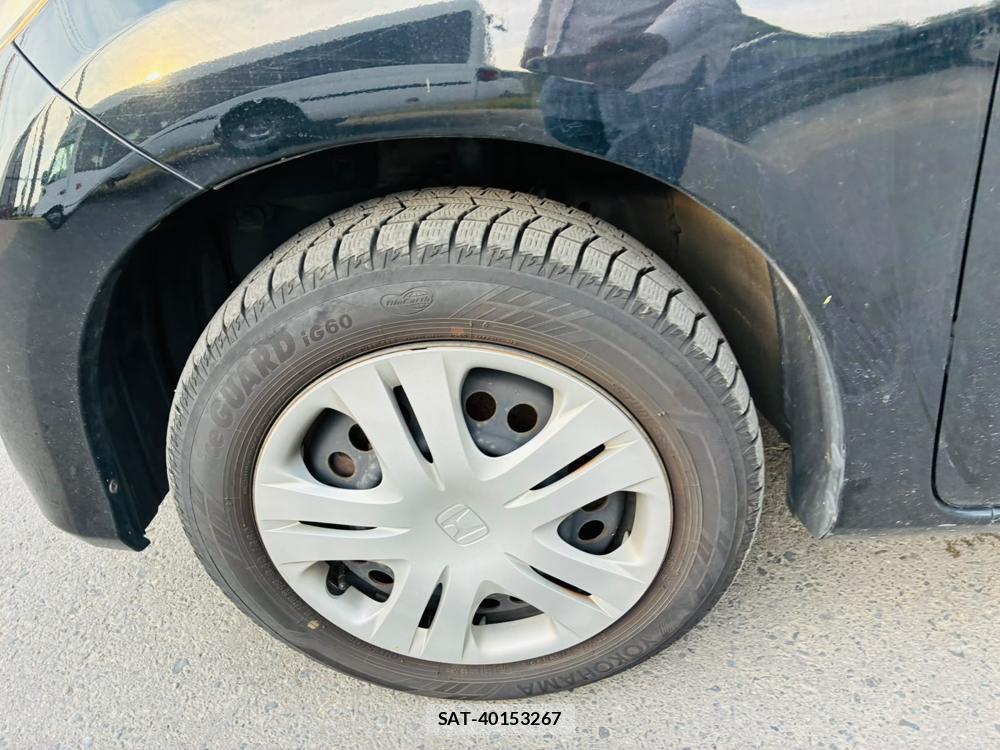 Honda FIT 2013-03 7970692-29