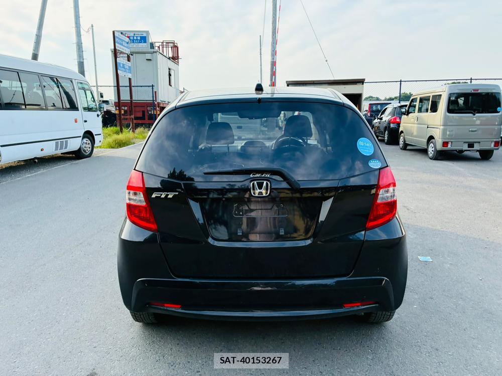 Honda FIT 2013-03 7970692-3