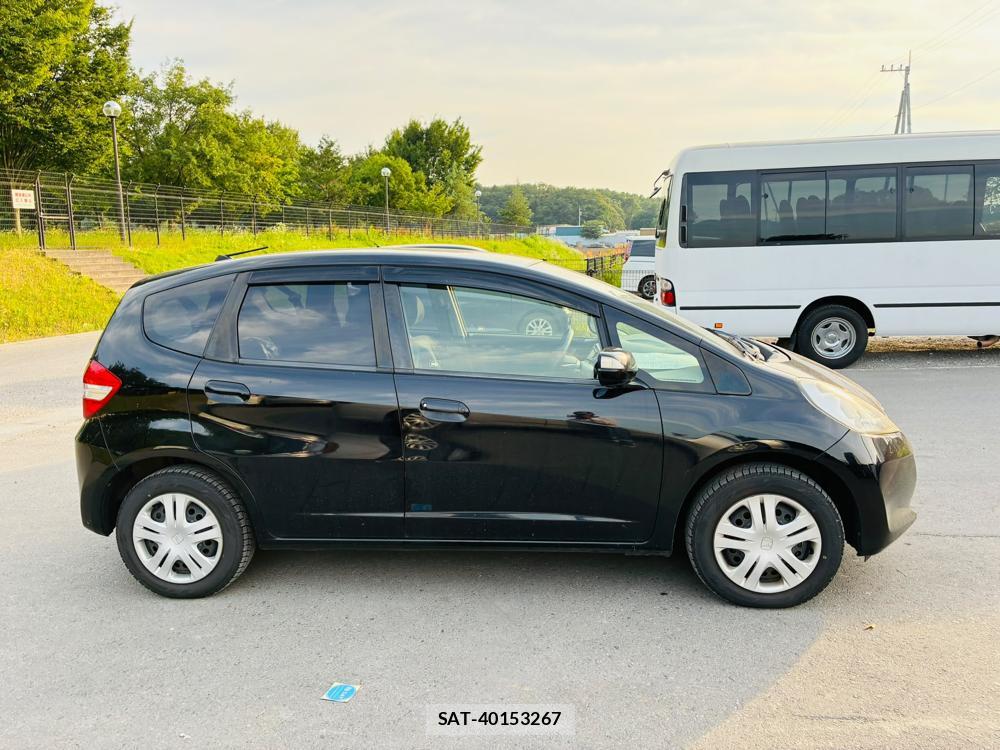 Honda FIT 2013-03 7970692-5